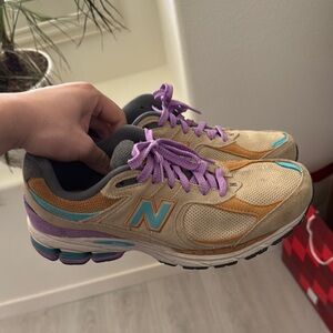 New Balance 2002 R used size 10.5